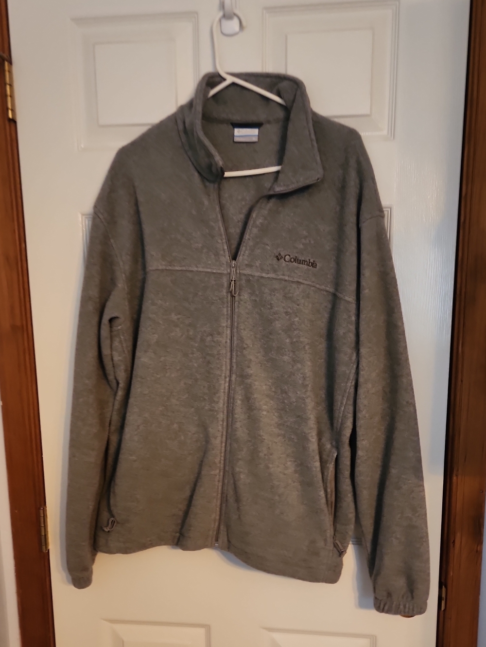 Columbia Gray Zip-Up Fleece Jacket
